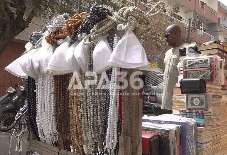 Ramadan à Dakar : la vente de chapelets, un commerce de spiritualité